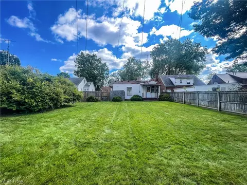 227 Montrose Ave NW, Canton, OH 44708 photo 28