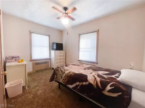 227 Montrose Ave NW, Canton, OH 44708 photo 9