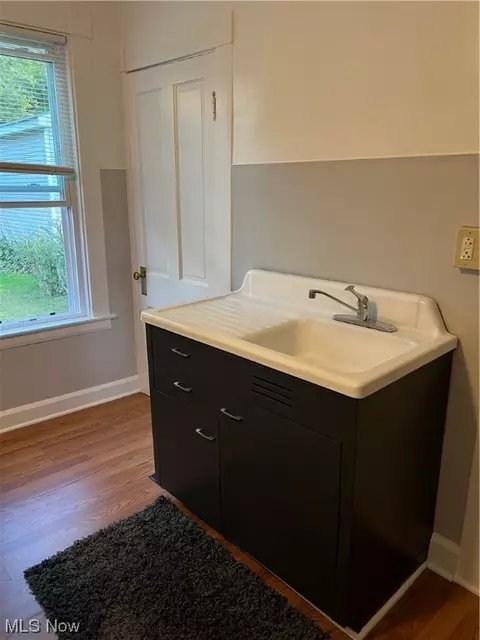 1418 W 10th St, Ashtabula, OH 44004 photo 6