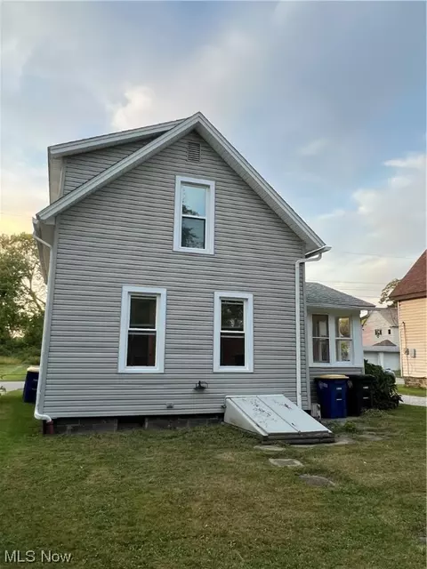1418 W 10th St, Ashtabula, OH 44004 photo 27