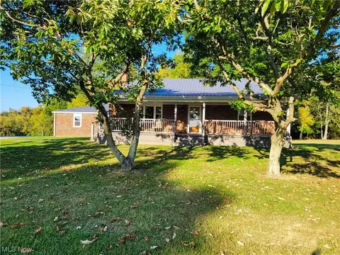 1054 County Road 15, Rayland, OH 43943