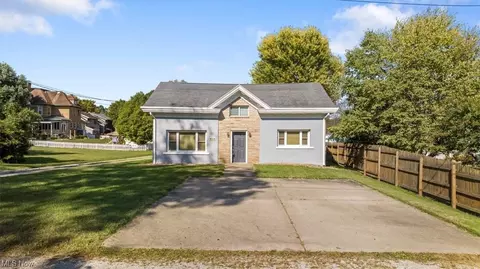 100 Rathbone Ln, Marietta, OH 45750