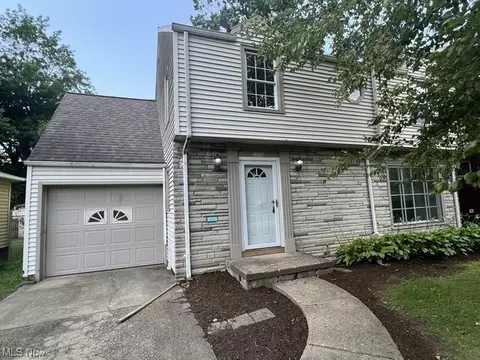 2208 Goleta Ave, Youngstown, OH 44504