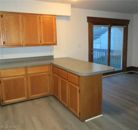 413 Cherry Ave, Niles, OH 44446 photo 8