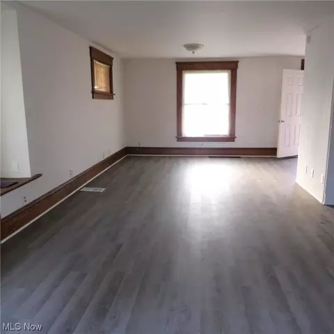 413 Cherry Ave, Niles, OH 44446 photo 4