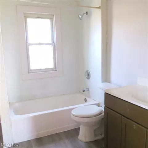 413 Cherry Ave, Niles, OH 44446 photo 11