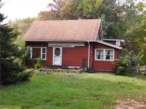 32258 Center Ridge Rd, North Ridgeville, OH 44039