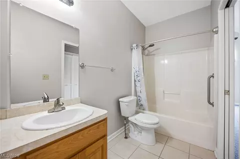 5271 Rolling Meadow Dr #E-1, Parma, OH 44134 photo 19