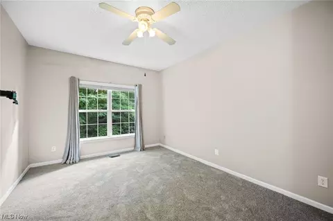 5271 Rolling Meadow Dr #E-1, Parma, OH 44134 photo 15