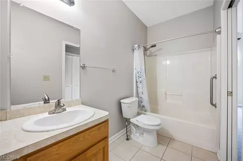 5271 Rolling Meadow Dr #E-1, Parma, OH 44134 photo 19