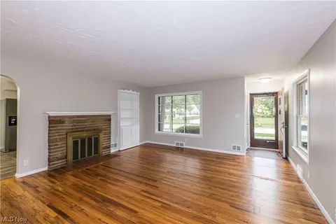 4744 Waldamere Ave, Willoughby, OH 44094 photo 6