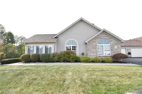 695 E Western Reserve Rd #803, Poland, OH 44514