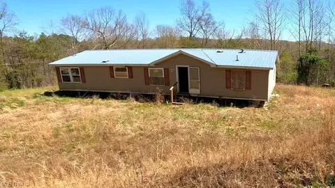 379 Private Road 160 Towns, Pedro, OH 45659