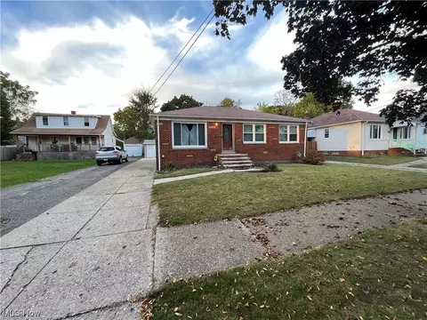 4200 Germaine Ave, Cleveland, OH 44109
