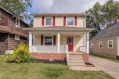 707 Kathron Ave, Cuyahoga Falls, OH 44221