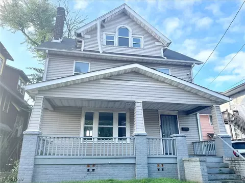 23 Mcnaughton St, Akron, OH 44305