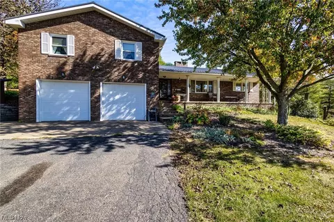 48763 Annapolis Rd, Hopedale, OH 43976