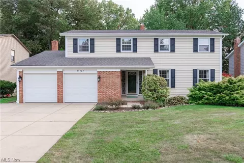 25707 Byron Dr, North Olmsted, OH 44070