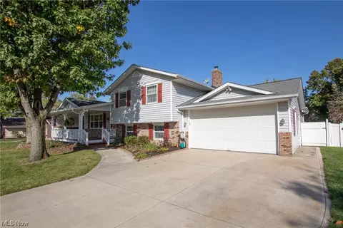 4773 Wolff Dr, Brunswick, OH 44212