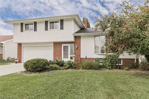 1206 Cordova Rd, Mayfield Heights, OH 44124