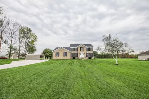 3528 Rohrer Rd, Wadsworth, OH 44281 photo 2