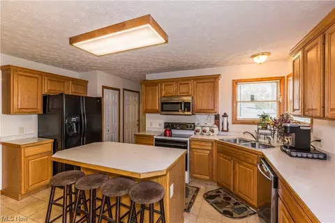 3528 Rohrer Rd, Wadsworth, OH 44281 photo 12