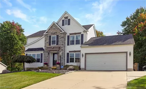 3560 Turnberry Dr, Medina, OH 44256