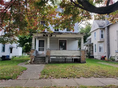 840 W 48th St, Ashtabula, OH 44004
