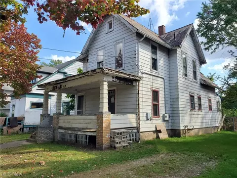 840 W 48th St, Ashtabula, OH 44004 photo 2