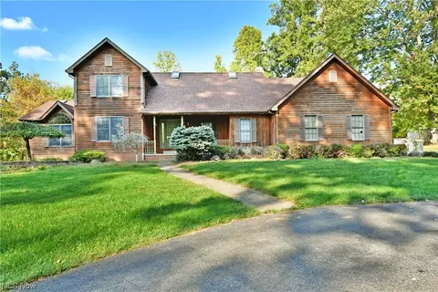 11639 Youngstown Pittsburgh Rd, New Middletown, OH 44442