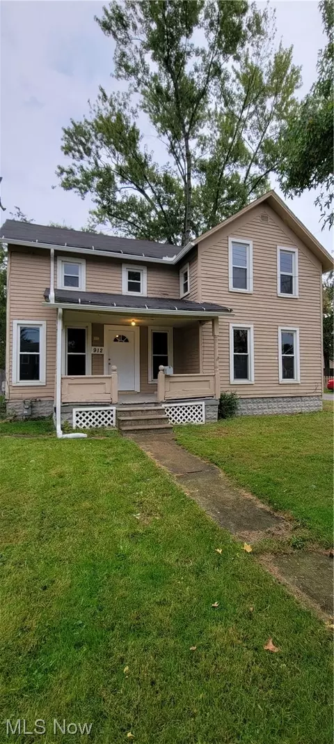 912 West Ave, Elyria, OH 44035 photo 1
