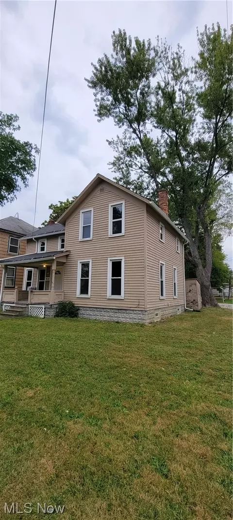 912 West Ave, Elyria, OH 44035 photo 26