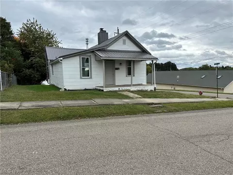 247 Franklin St, Barnesville, OH 43713 photo 15