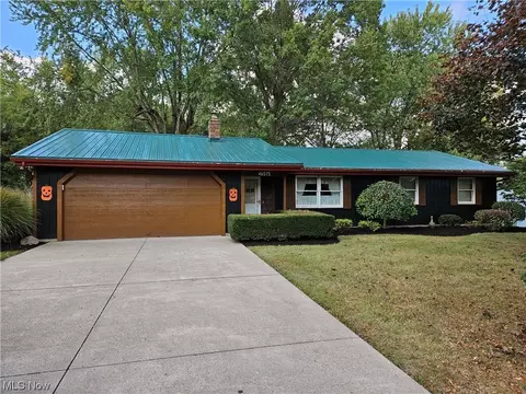 46575 Dogwood Circle Cir, New Waterford, OH 44445