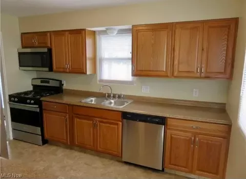 376 Afton Ave, Boardman, OH 44512 photo 5