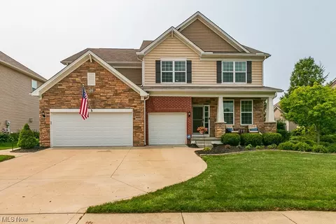 7904 Walcott Way, Mentor, OH 44060