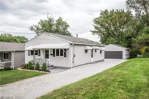 339 Hillman Rd, Akron, OH 44312