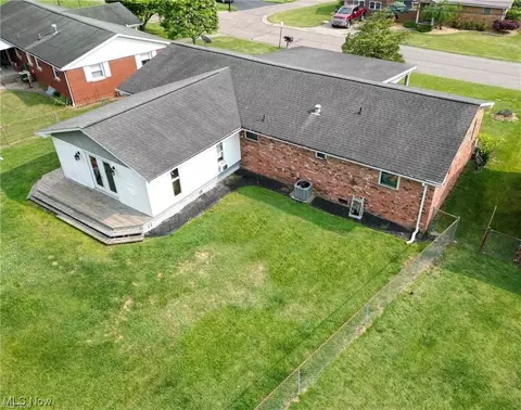 307 E 9th St, Williamstown, WV 26187 photo 26