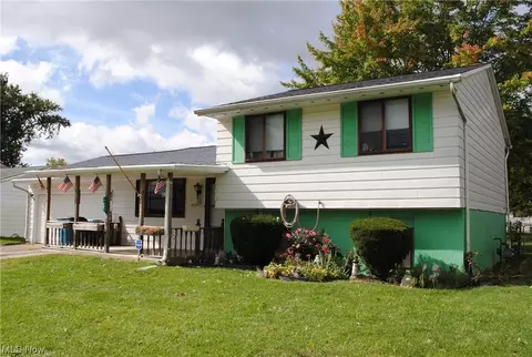 4124 Leavitt Rd, Lorain, OH 44053