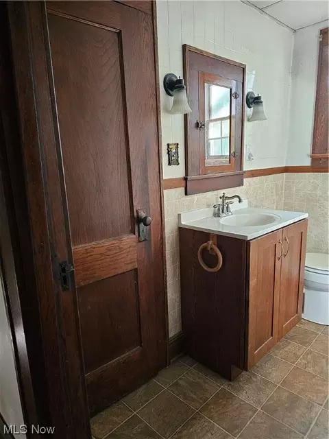 16064 W Pine Lake Rd, Beloit, OH 44609 photo 3