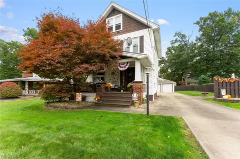 2371 Lyon Blvd, Poland, OH 44514