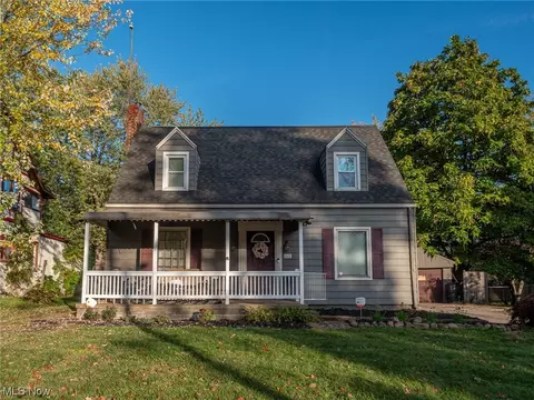 345 Central Parkway Ave SE, Warren, OH 44483