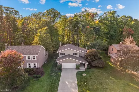 5104 Stansbury Dr, Solon, OH 44139