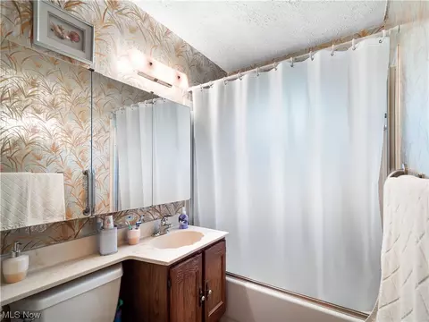 2829 Lucerne Ave, Parma, OH 44134 photo 11