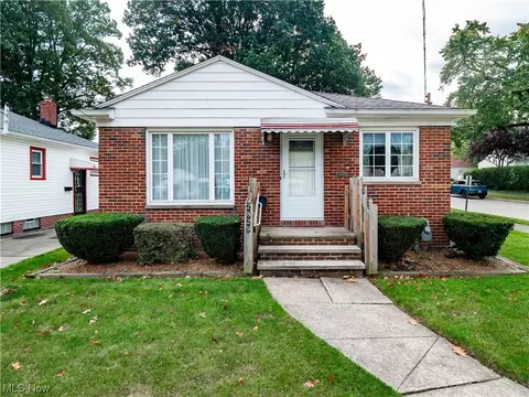 2829 Lucerne Ave, Parma, OH 44134