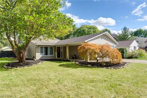 6651 Nicoll Dr, North Ridgeville, OH 44039