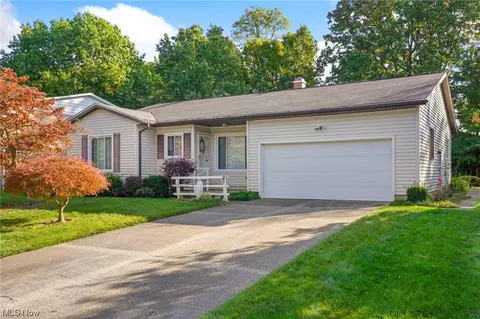 985 Clark Rd, Wadsworth, OH 44281