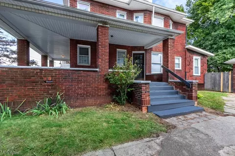 1112 Broad Ave NW, Canton, OH 44708 photo 4