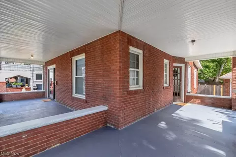 1112 Broad Ave NW, Canton, OH 44708 photo 5