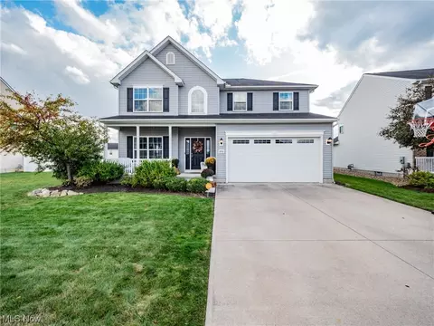 37571 Amber Way, North Ridgeville, OH 44039